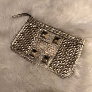 Guess wristlet
